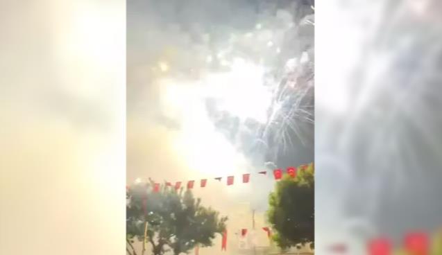 Havai fişek patladı... Belediye işçisi yaralandı...