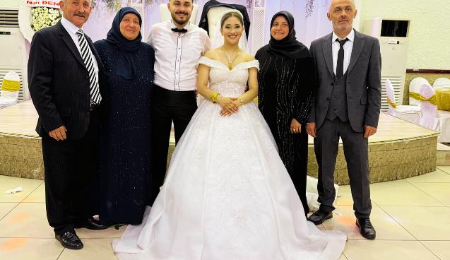 Özge ve Selim çifti dünya evine girdi...