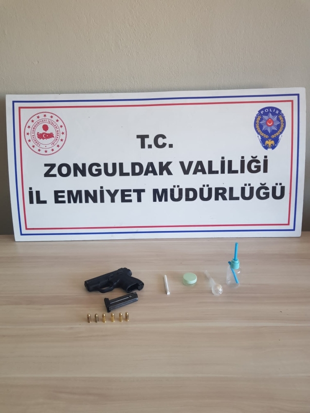 İki farklı operasyonda 4 kişi yakalandı...