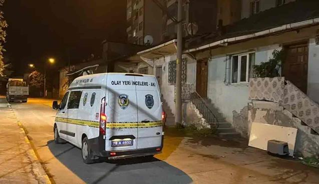 Kıskançlık tartışmasında bıçaklandı…