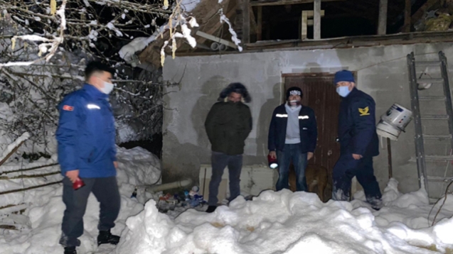 Kayıplara karışmıştı... bağ evinde bulundu...