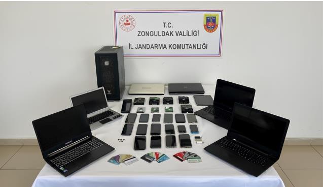 İnternet dolandırıcısına jandarma baskın...