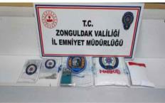 U*turucuya geçit yok…K*kainle yakalandılar…