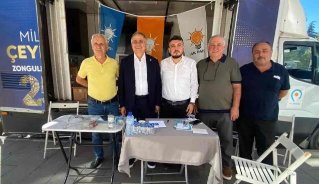 Saffet Bozkurt’tan AK Parti üye standına ziyaret…
