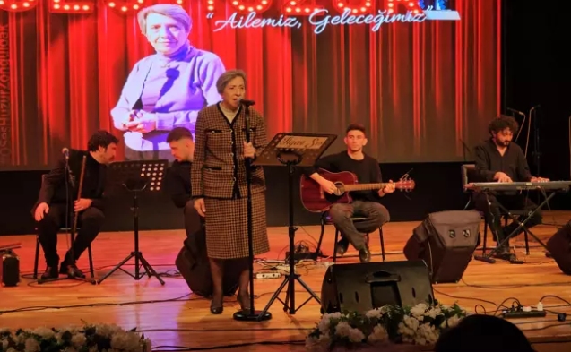 Huzurevinde kalanlardan ‘Aile Yılı’ için ses yarışması...