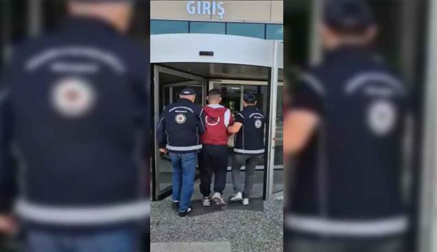 Göçmen kaçakçılığı operasyonu… Adliyeye sevk edildiler...