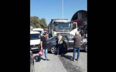 Zincirleme kaza…Araçlar birbirlerine girdi…