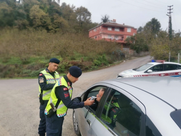 Trafik kuralları bizi hayata bağlar..