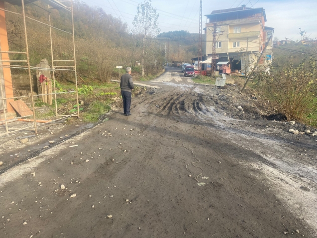 Yol değil , bataklık...