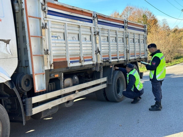 ”Kış Lastiği ve Donanımı” denetimleri yapılmıştır.