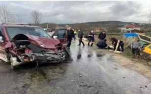 Korkunç kaza... 2’si çocuk, 6 kişi yaralandı..