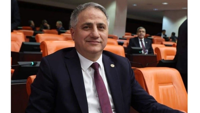 Milletvekili Saffet Bozkurt, 23 Nisan mesajı...