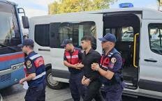 Bıçağı çekip hedef gözetmeden salladım…