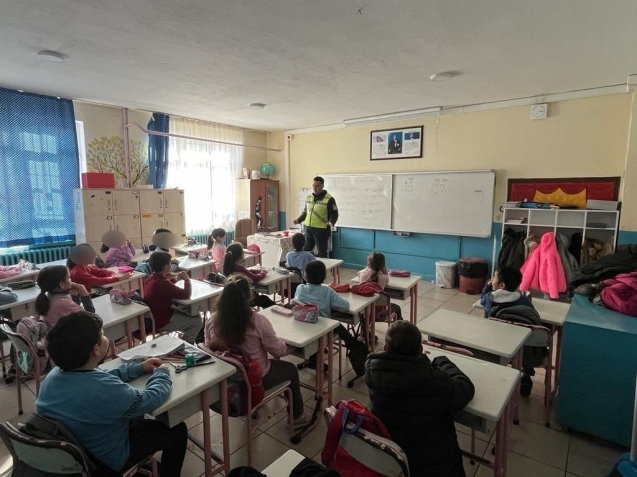 Trafiğin tanımı hakkında seminer verilmiştir...