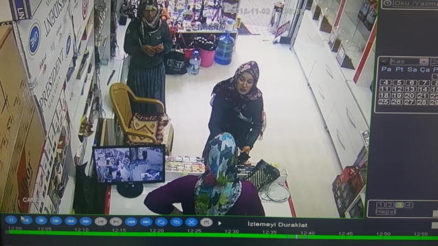 Ne sihirdir ne keramet, el çabukluğu marifet…
