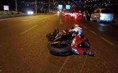 Motosiklet ile kaza yaptı hastaneye kaldırıldı !