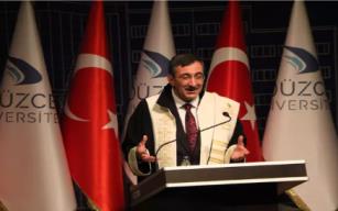 Yılmaz," Kampüslerin etrafına zihinsel duvarlar örmeyelim!"