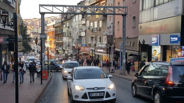 HACİZLİ ARAÇ SAHİPLERİ YANDI...