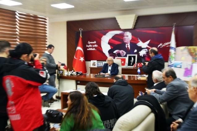 Posbıyık ; borç istedi...