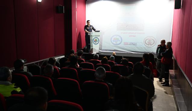 GÖNÜLLÜ İTFAİYECİ EĞİTİMİ REKOR KATILIMLA BAŞLADI