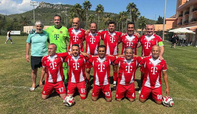 Turgut Tanyıldız Masterler’dan Antalya’da Tarihi Fark: 7-0!