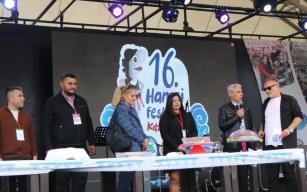 16. Hamsi Festivalinde sürpriz tatlar...