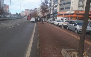 Ambulans ile otomobil çarpıştı...