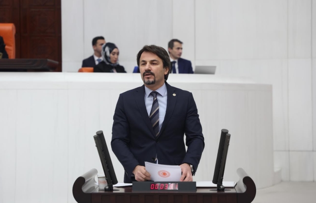 Halkın da sorduğu sorulardan biridir; 'Meclis ne yapıyor?