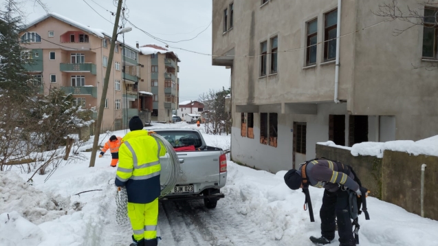 Köy yolları ile enerjide durum.  