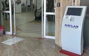 Belediye girişinde avans yükleme noktası oluşturuldu
