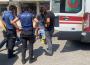 Alkolün de etkisiyle dengesini kaybederek  yere düştü...