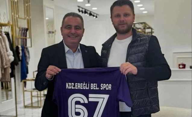 Önce formasını, sonra sahadaki yerini aldı…