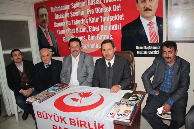 Uysal’dan yeni partisine ziyaret…