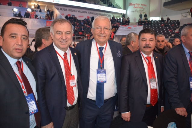 Efsane başkan aday tanıtımına katıldı
