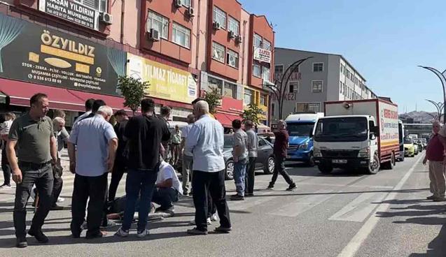 Yolun karşısına geçecekti otomobil çarptı…