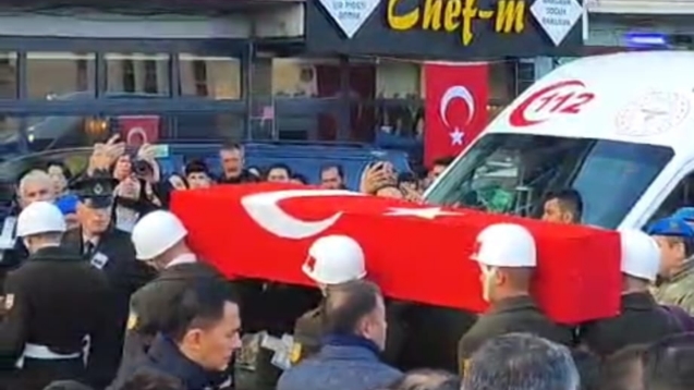 Şehitimiz, gözyaşlarıyla son yolculuğuna uğurlandı.