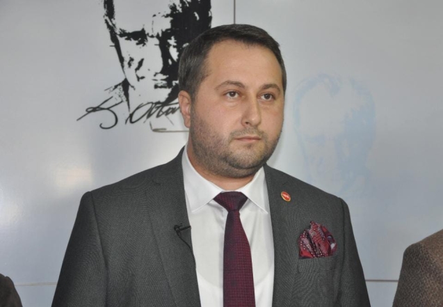 Emrah Karaarslan belediye başkan adaylığını açıkladı....