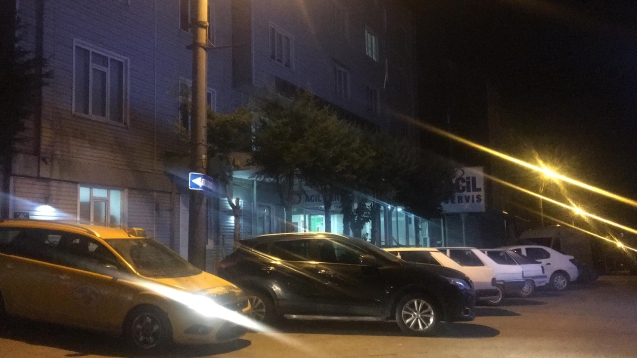 17 yaşındaki sevgilisinin üvey abisini bıçakladı…