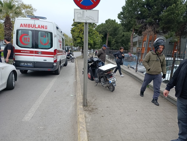 Otomobil ile motosiklet çarpıştı... 1 yaralı...