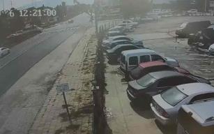 Feci kaza kameralara yansıdı..