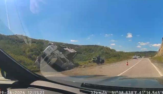 Vinç sürücüsü hakimiyetini kaybetti...