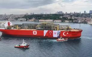 Osman Gazi, İstanbul Boğazı'ndan geçiyor...
