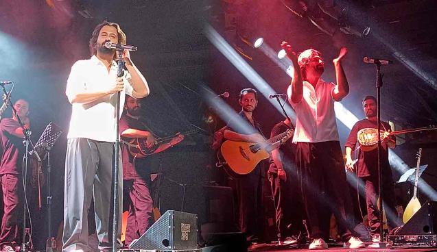 Koray Avcı rüzgarı Avşar Sahne’de esti..