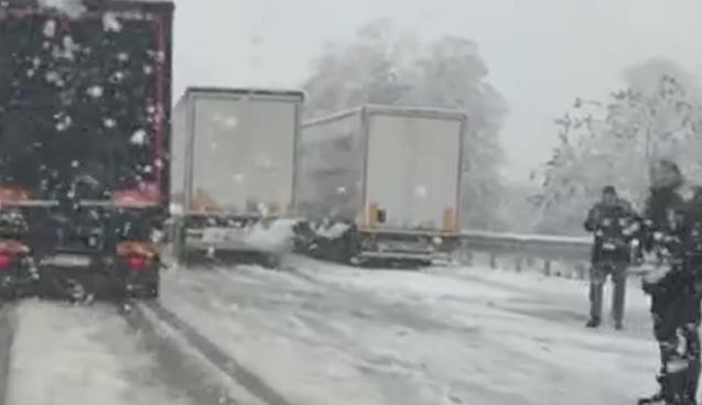 Ağır tonajlı araçların geçişi yasaklandı...