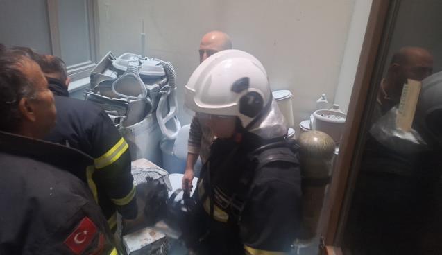 İş hanında yangın paniği...