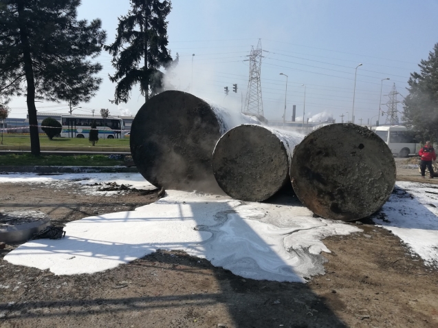 Akaryakıt tankları alev aldı…