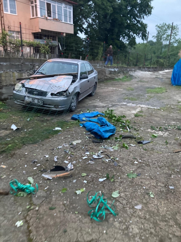 Patpat'a çarparak durabildi...