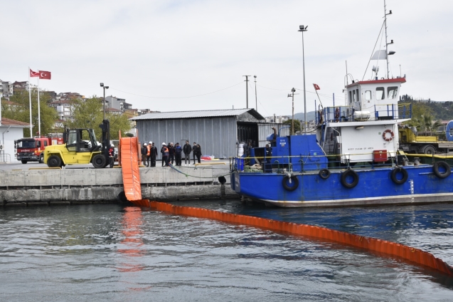 Bozhane limanı'nda deniz kirliliği tatbikatı yapıldı...