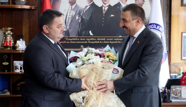 VALİ HACIBEKTAŞOĞLU'NDAN GMİS'E ZİYARET