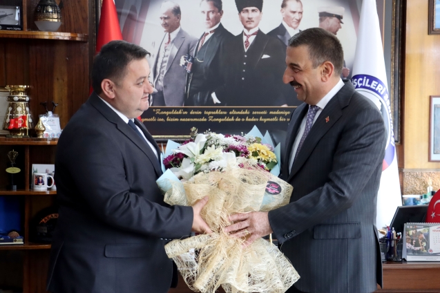 VALİ HACIBEKTAŞOĞLU'NDAN GMİS'E ZİYARET